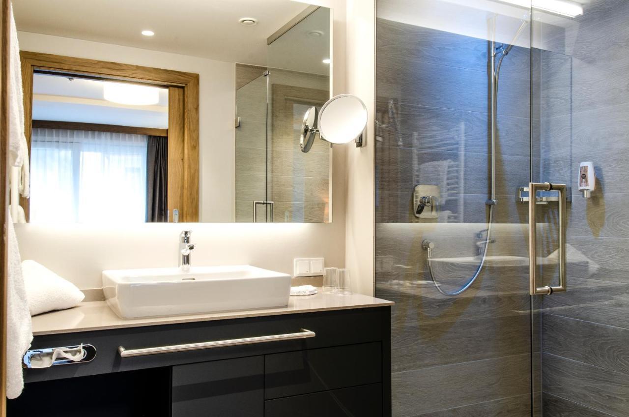 Hotel Garni Funtana Ишгль Экстерьер фото